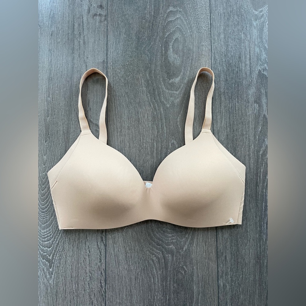Seamless Nude Bra Knix size 1 wing woman contour underwear lingerie